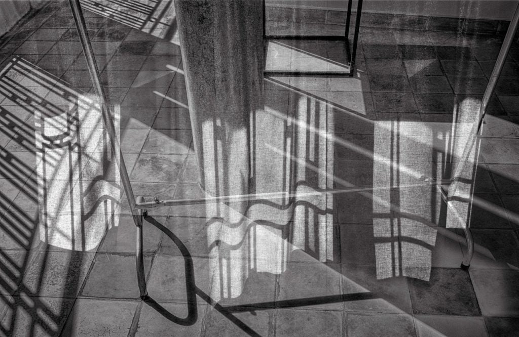 CURTAIN 1